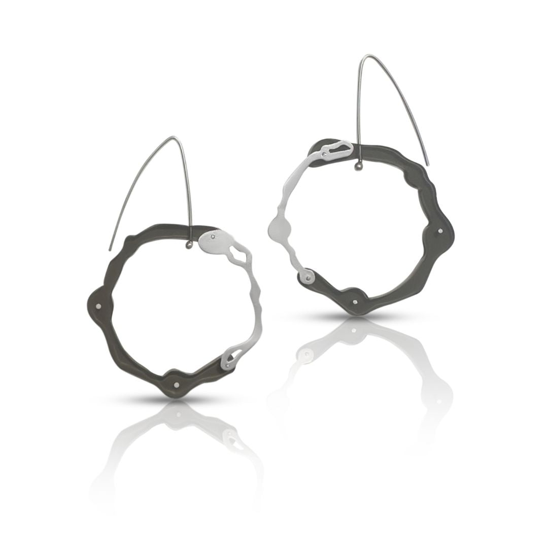 Kelp Hanging Earrings in Brushed Silver - Denisa Piatti Jewellery