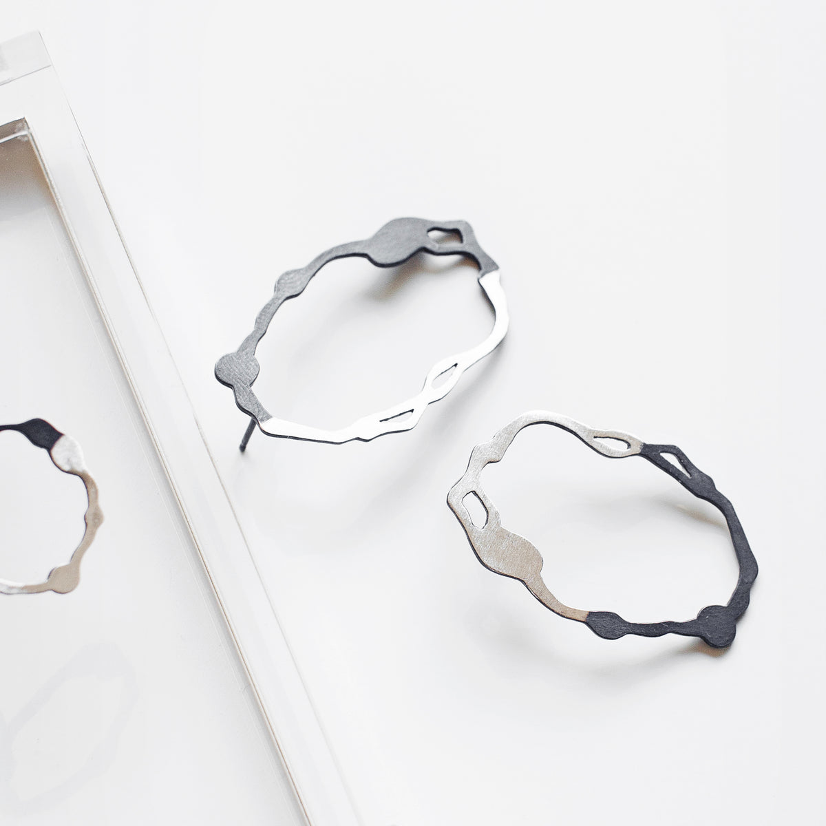 Oval Komu Earrings - Denisa Piatti Jewellery