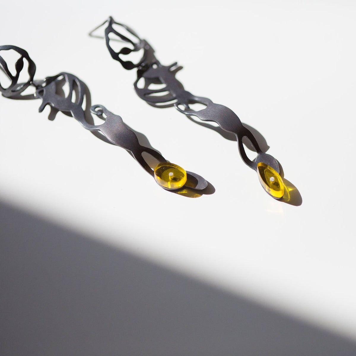 Dancing Seaweed Earrings in Oxidized Silver - Denisa Piatti Jewellery