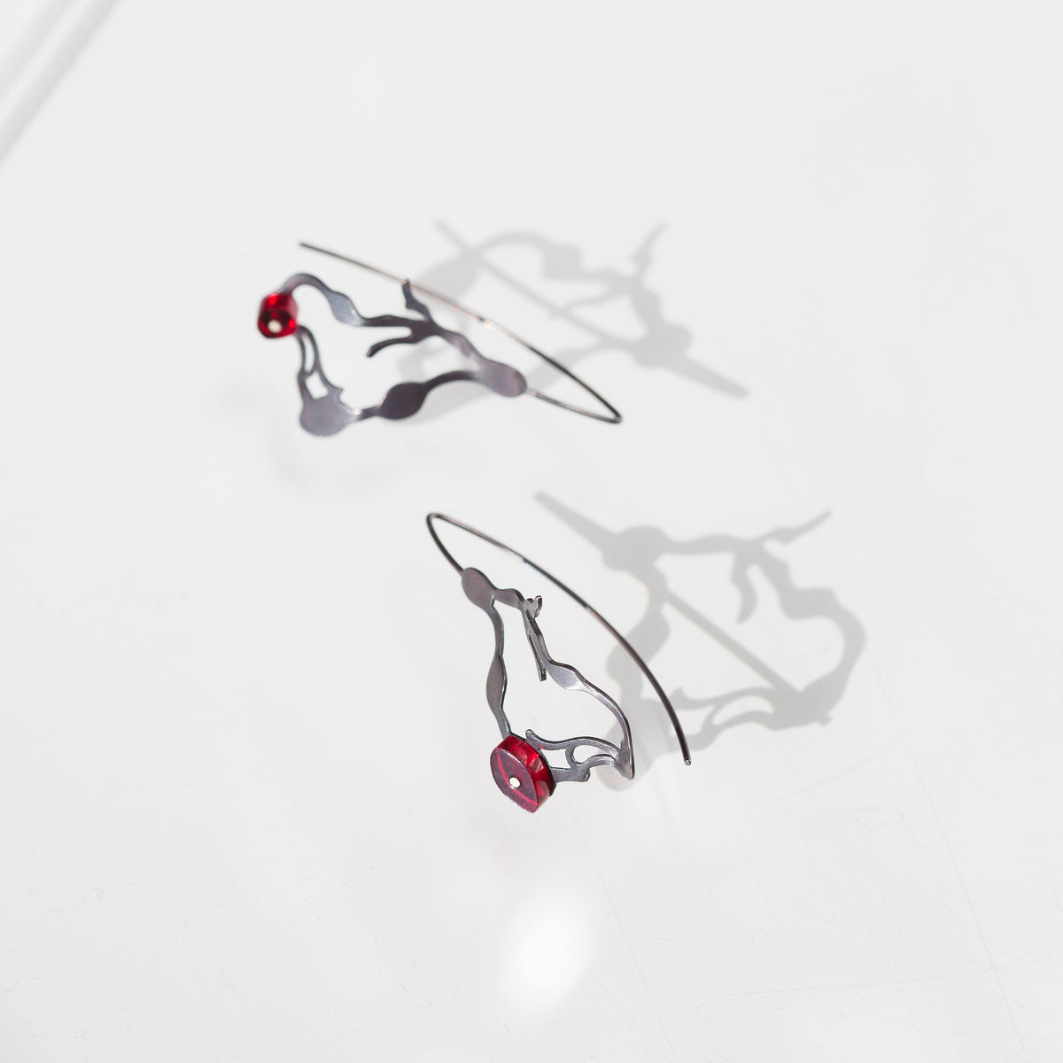 Small Hanging Seaweed Earrings - Denisa Piatti Jewellery