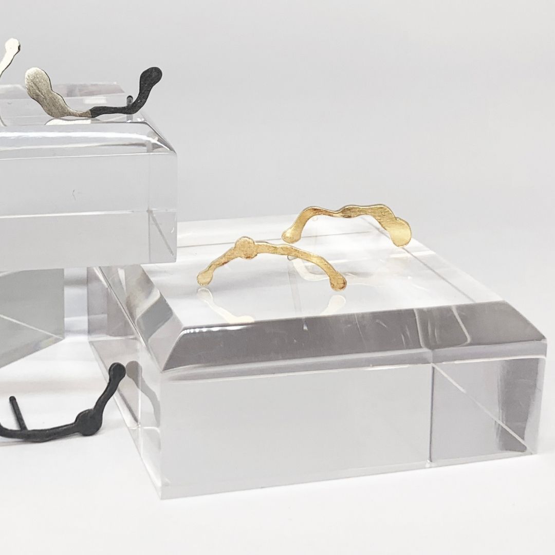 Gold Komu Climbers - Denisa Piatti Jewellery